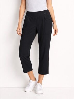 Eddie Bauer Capri Pull On Mid Rise Hiking Pants Size 8 Black Stretch DWR Summer